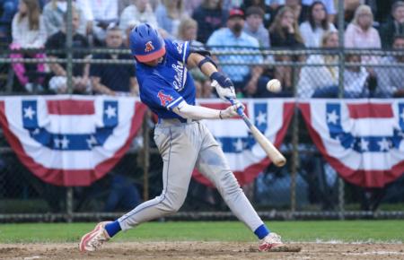 Read News Article Anglers unload season-best 12 runs to defeat Mariners, snap 2-game skid